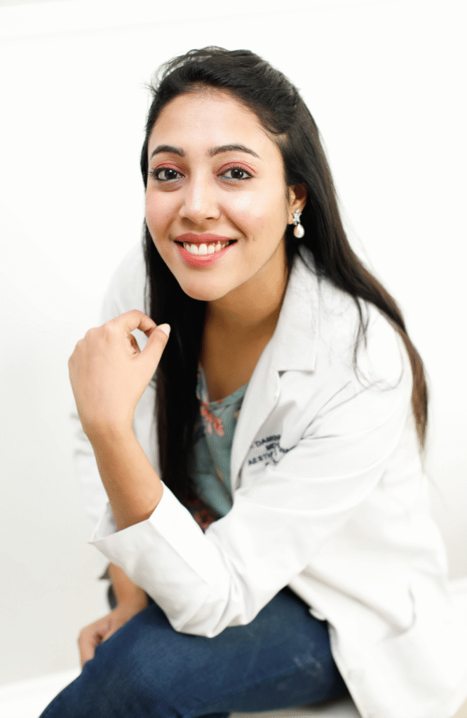 Why Dr. Damini Agarwal is known as the best dentist in Lucknow?